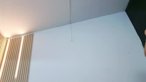 AmaraVell online show from April 2026 10:33:02 PM