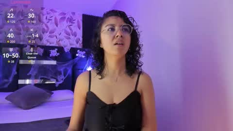 Emily online show from November 2025 11:34:02 AM