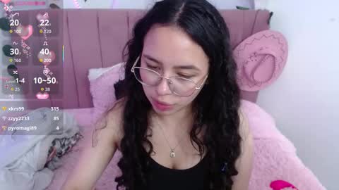 Snapshot of amaris_ferrer chatting on December 2025 04:39:02 AM Criss online show from December 2025 04:39:02 AM