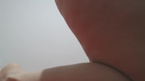 KLAUDYA online show from December 2025 08:45:01 AM