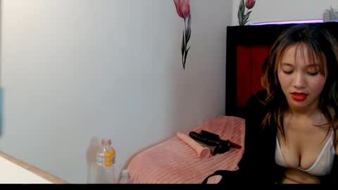 AMARYXS1 online show from December 2025 04:03:02 PM