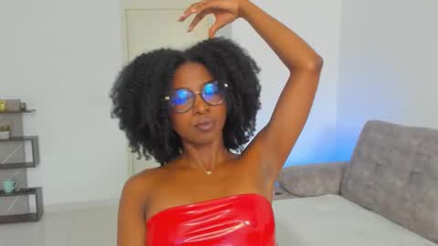 Snapshot of amatiistur chatting on December 2025 06:16:01 PM Tammy online show from December 2025 06:16:01 PM