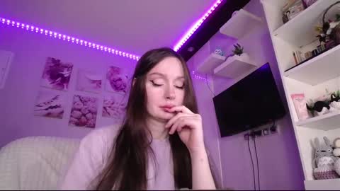 amazing_agness online show from March 2025 08:11:01 AM