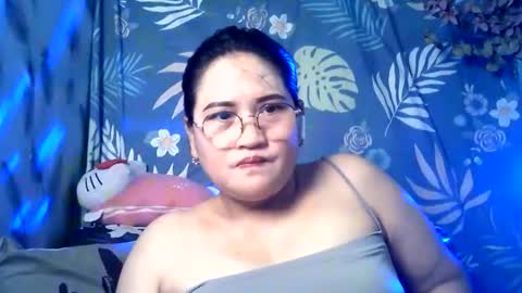 amazing angel online show from May 2026 12:49:01 AM