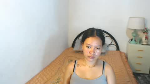 amazing_hazelnut online show from June 2026 10:51:02 AM