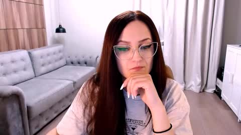 Snapshot of amazingeyes89 chatting on February 2025 12:59:01 PM Izza online show from February 2025 12:59:01 PM