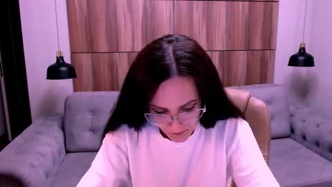 Snapshot of amazingeyes89 chatting on May 2026 02:58:01 PM Izza online show from May 2026 02:58:01 PM