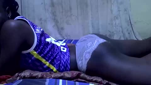 Snapshot of amazon_girl03 chatting on November 2025 04:33:01 AM amazon_girl03 online show from November 2025 04:33:01 AM