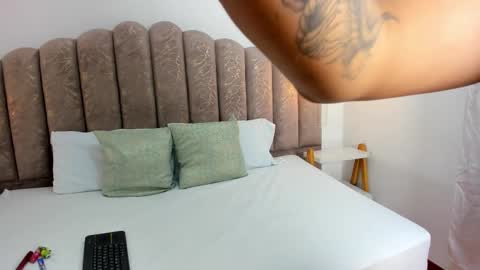 Snapshot of ambar85 chatting on November 2025 01:20:02 AM ambar85 online show from November 2025 01:20:02 AM