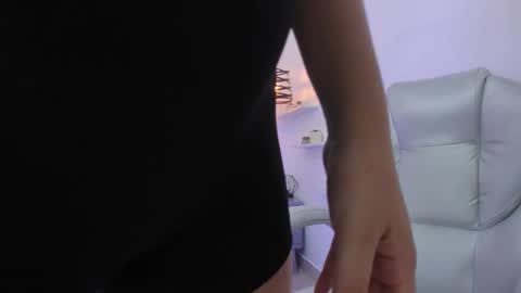 ambar_cullen online show from November 2025 09:58:01 PM