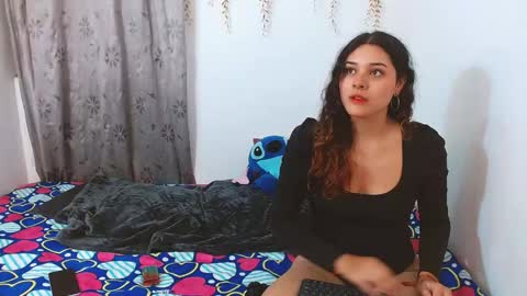 Snapshot of ambarandvalery chatting on December 2025 02:39:01 AM AmbarAndValery online show from December 2025 02:39:01 AM