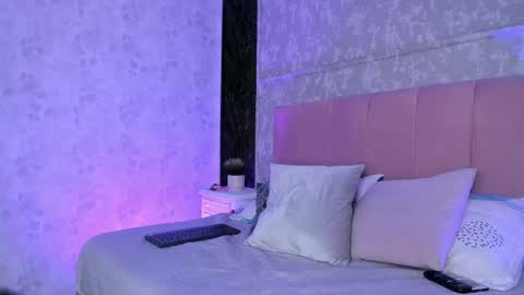 Ambarina  online show from April 2026 01:41:02 PM