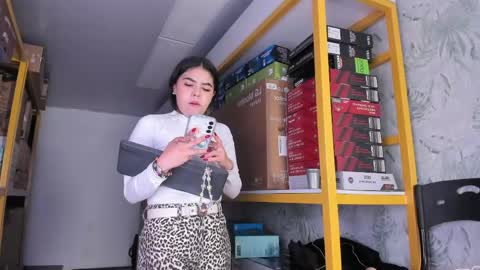 Ambarina  online show from May 2026 11:51:02 AM