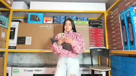Ambarina  online show from May 2026 11:29:01 AM