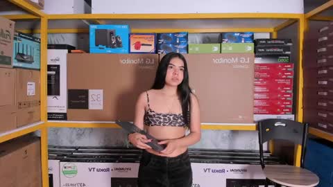 Ambarina  online show from May 2026 11:31:02 AM