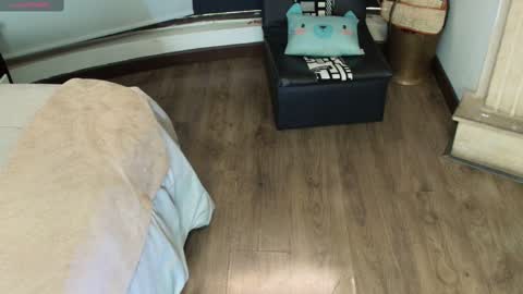 Ambar Ross online show from February 2025 07:25:02 PM