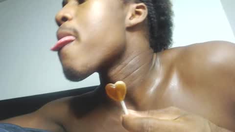 ambartxsex online show from February 2025 03:37:02 PM