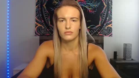 Snapshot of amber__xoxo chatting on October 2025 02:59:02 PM Amber online show from October 2025 02:59:02 PM