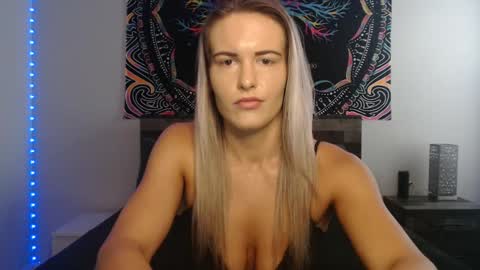 Snapshot of amber__xoxo chatting on October 2025 01:52:01 PM Amber online show from October 2025 01:52:01 PM