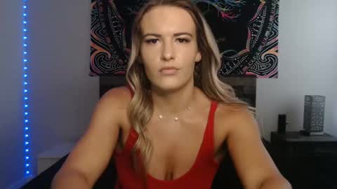 Snapshot of amber__xoxo chatting on November 2025 03:11:01 PM Amber online show from November 2025 03:11:01 PM