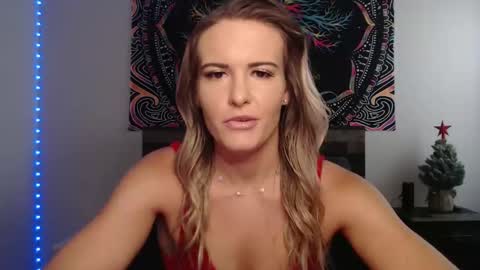 Snapshot of amber__xoxo chatting on December 2025 03:19:02 PM Amber online show from December 2025 03:19:02 PM