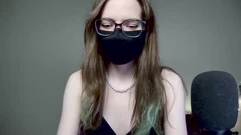 Snapshot of amber_candyfloss chatting on November 2025 01:30:02 AM Amber non-nude model online show from November 2025 01:30:02 AM