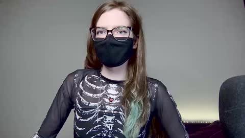 Snapshot of amber_candyfloss chatting on December 2025 01:55:02 AM Amber non-nude model online show from December 2025 01:55:02 AM