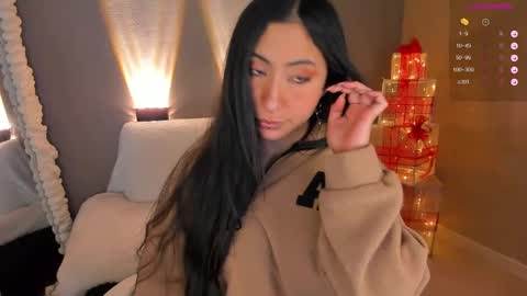 amber_curly online show from December 2024 10:52:02 PM