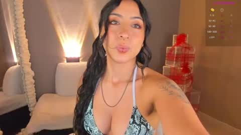 amber_curly online show from January 2025 05:38:01 PM