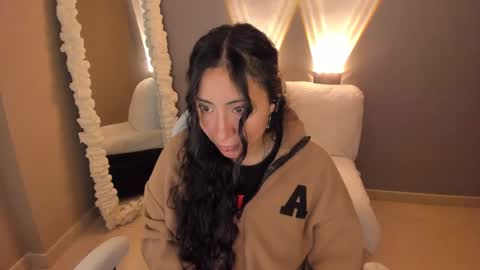 amber_curly online show from February 2025 12:32:01 AM