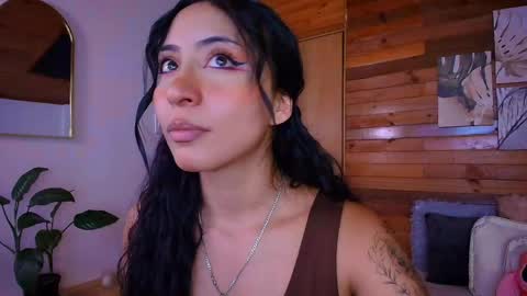 amber_curly online show from May 2026 07:53:02 PM