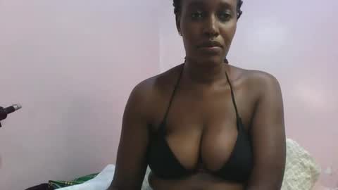 amber_cutie2 online show from November 2025 07:01:02 PM