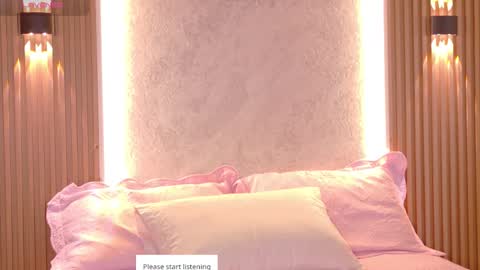 Snapshot of amber_gibsson2 chatting on February 2026 01:31:02 PM Amber online show from February 2026 01:31:02 PM