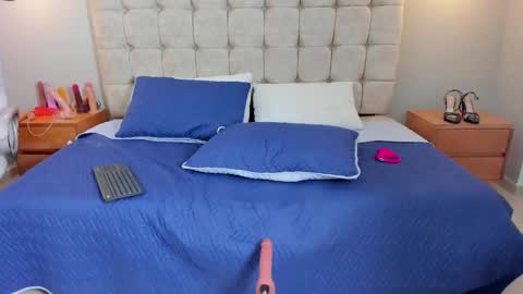 ambar online show from September 2025 01:23:02 PM