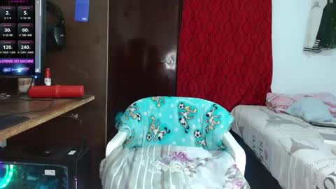 Snapshot of amber_kholin chatting on April 2026 03:01:02 AM scarlett online show from April 2026 03:01:02 AM