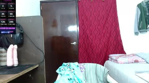 Snapshot of amber_kholin chatting on May 2026 03:01:02 AM scarlett online show from May 2026 03:01:02 AM