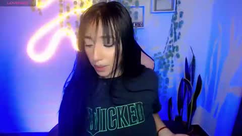 Amber online show from January 2025 05:19:02 AM