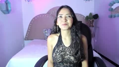 Snapshot of amber_rains chatting on February 2026 12:35:02 PM Amber online show from February 2026 12:35:02 PM