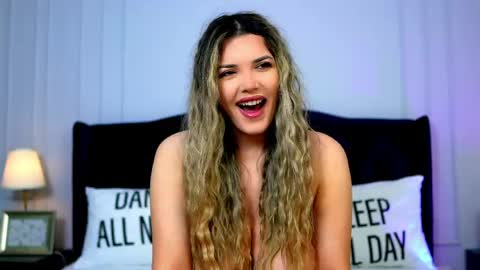 Snapshot of amberalena chatting on May 2026 03:01:01 AM amberalena online show from May 2026 03:01:01 AM