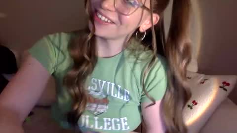 Amber 3 online show from January 2025 01:32:02 PM