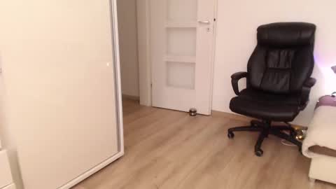 Snapshot of amberdoll4u chatting on February 2025 09:35:01 AM Amber online show from February 2025 09:35:01 AM