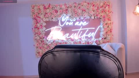 Amber  online show from February 2025 07:53:01 PM