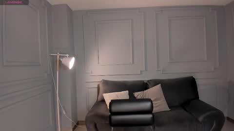 Amber Fox online show from December 2025 11:52:02 AM