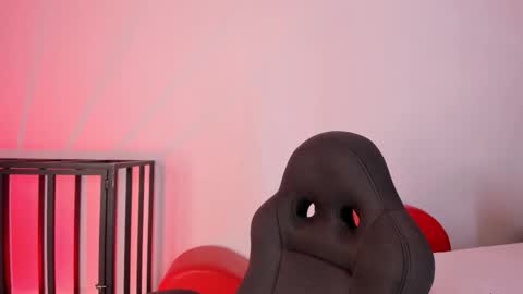 Amber  online show from February 2026 11:47:02 AM