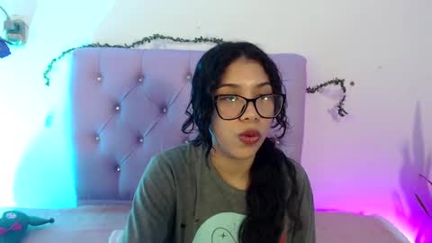 Amber Jeong online show from January 2025 11:29:01 PM