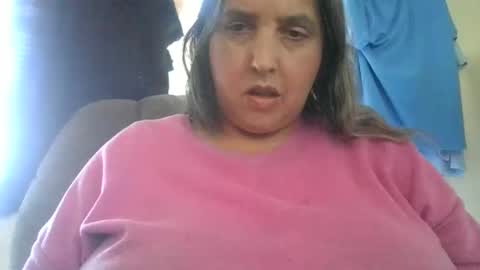 Snapshot of amberlixen chatting on November 2025 03:33:01 PM amberlixen online show from November 2025 03:33:01 PM