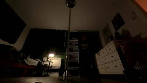 Snapshot of amberlouu chatting on December 2025 07:47:02 AM amberlouu online show from December 2025 07:47:02 AM