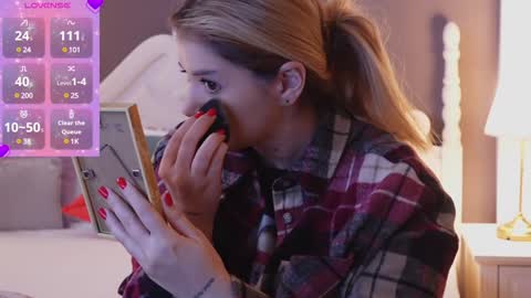 Snapshot of amberseyes chatting on February 2025 08:01:01 AM Amberseyes online show from February 2025 08:01:01 AM