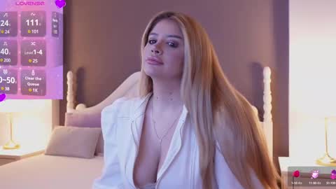 Snapshot of amberseyes chatting on February 2025 12:30:02 PM Amberseyes online show from February 2025 12:30:02 PM