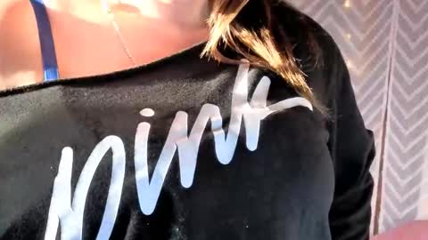 Snapshot of ambertease0 chatting on November 2025 09:38:02 PM Amber TEASE Your favorite next-door distraction online show from November 2025 09:38:02 PM